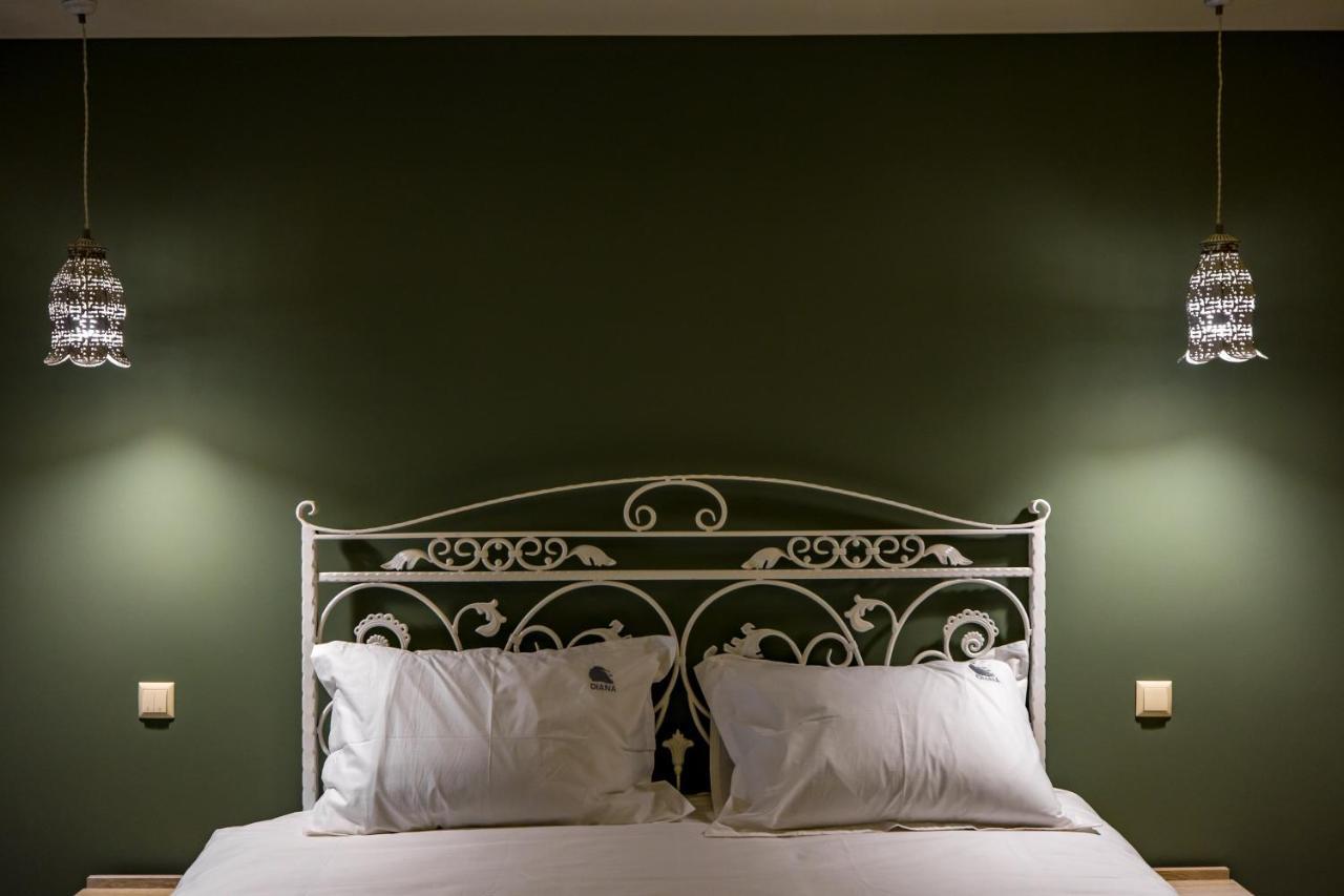 Hotel Casa Iustin Moroeni Zewnętrze zdjęcie